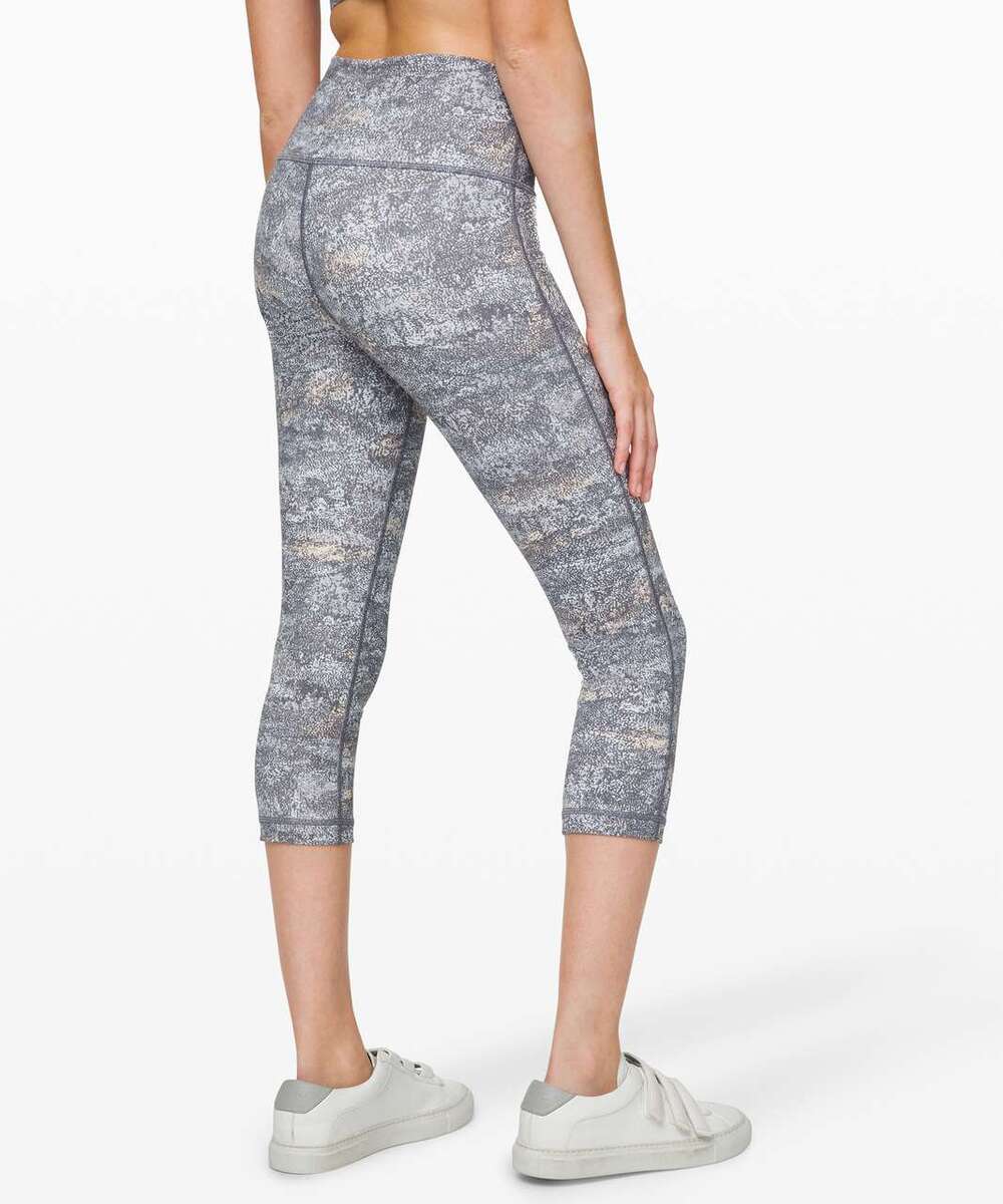 Lululemon Wunder Under Crop (High-Rise) *Full-On Luxtreme 21" Size 4 Gray